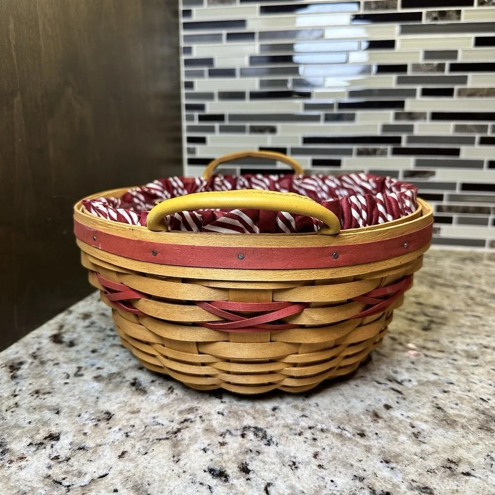 Longaberger Christmas Collection 1999 Edition Popcorn Basket Liner Protector Red